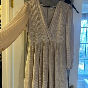 Alice + Olivia Cream Long Sleeve Dress